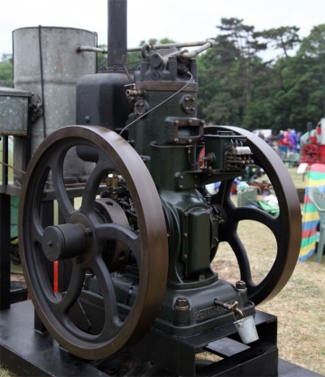 Petters: Small Engines - Graces Guide